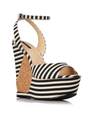 Forever 21 €31.90 - Nautical Wedge Sandals http://tinyurl.com/nuksere