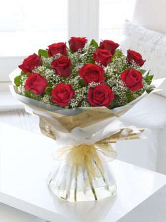 Interflora €52 - Heavenly Red Rose Bouquet http://bit.ly/1yOPdIx