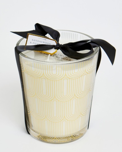 Dunnes Stores Extra Large Gatsby Scented Candle, €25 http://bit.ly/2OhlB7s